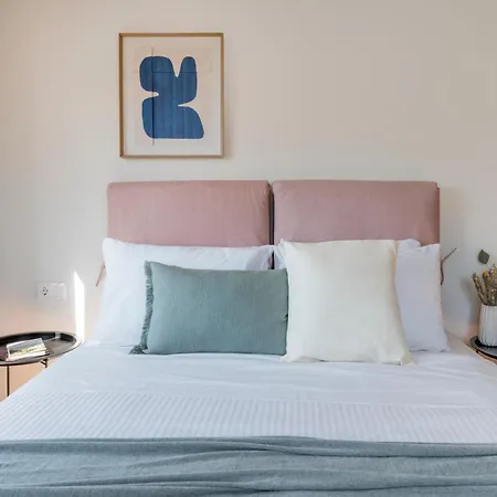 Monastiraki Living Flats By Upstreet *